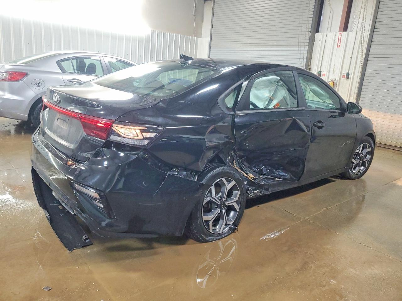 2019 KIA FORTE FE photo 3