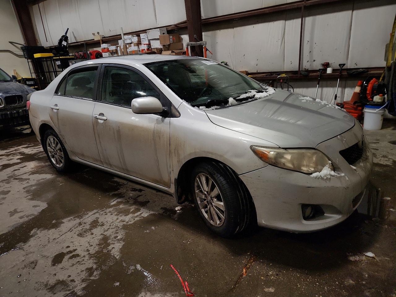 2010 TOYOTA COROLLA BASE photo 4