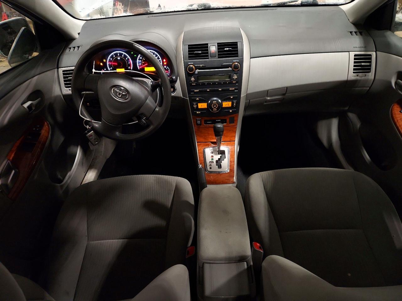 2010 TOYOTA COROLLA BASE photo 8