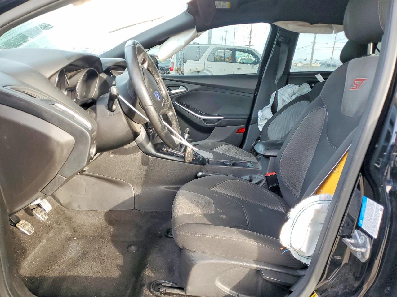 2018 FORD FOCUS ST photo 19
