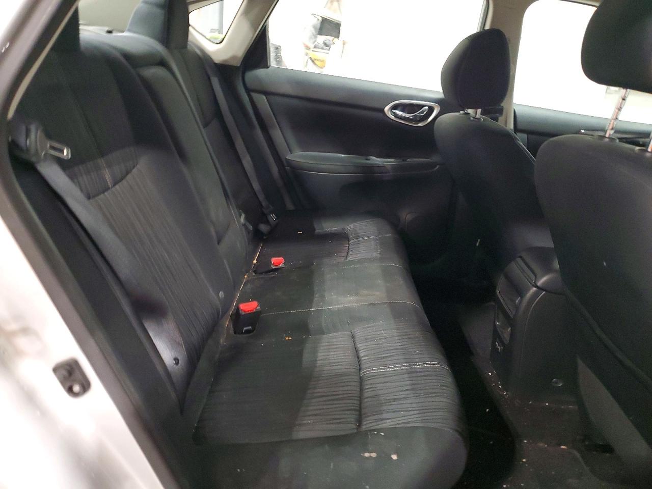2018 NISSAN SENTRA S photo 10