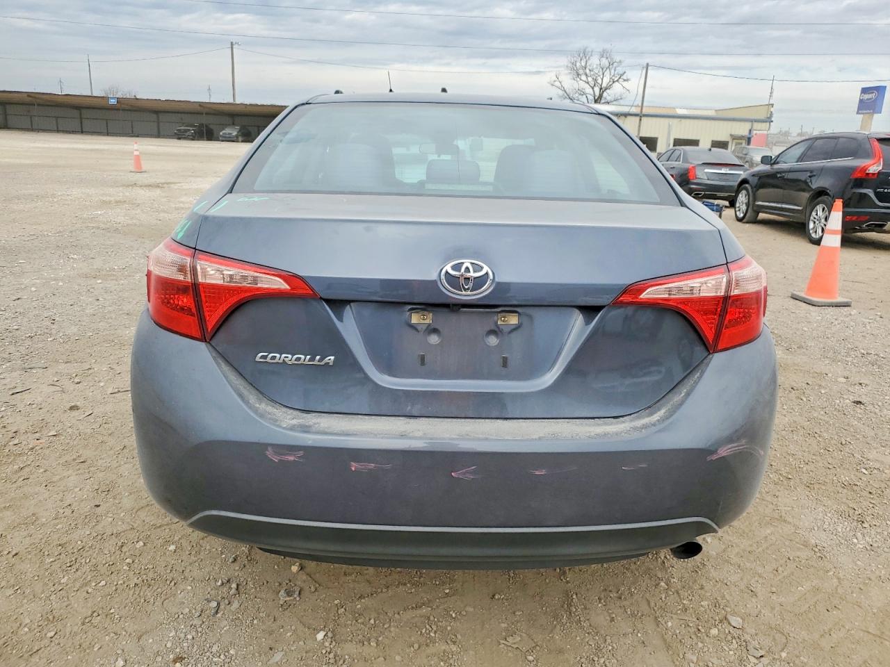 2019 TOYOTA COROLLA L photo 6