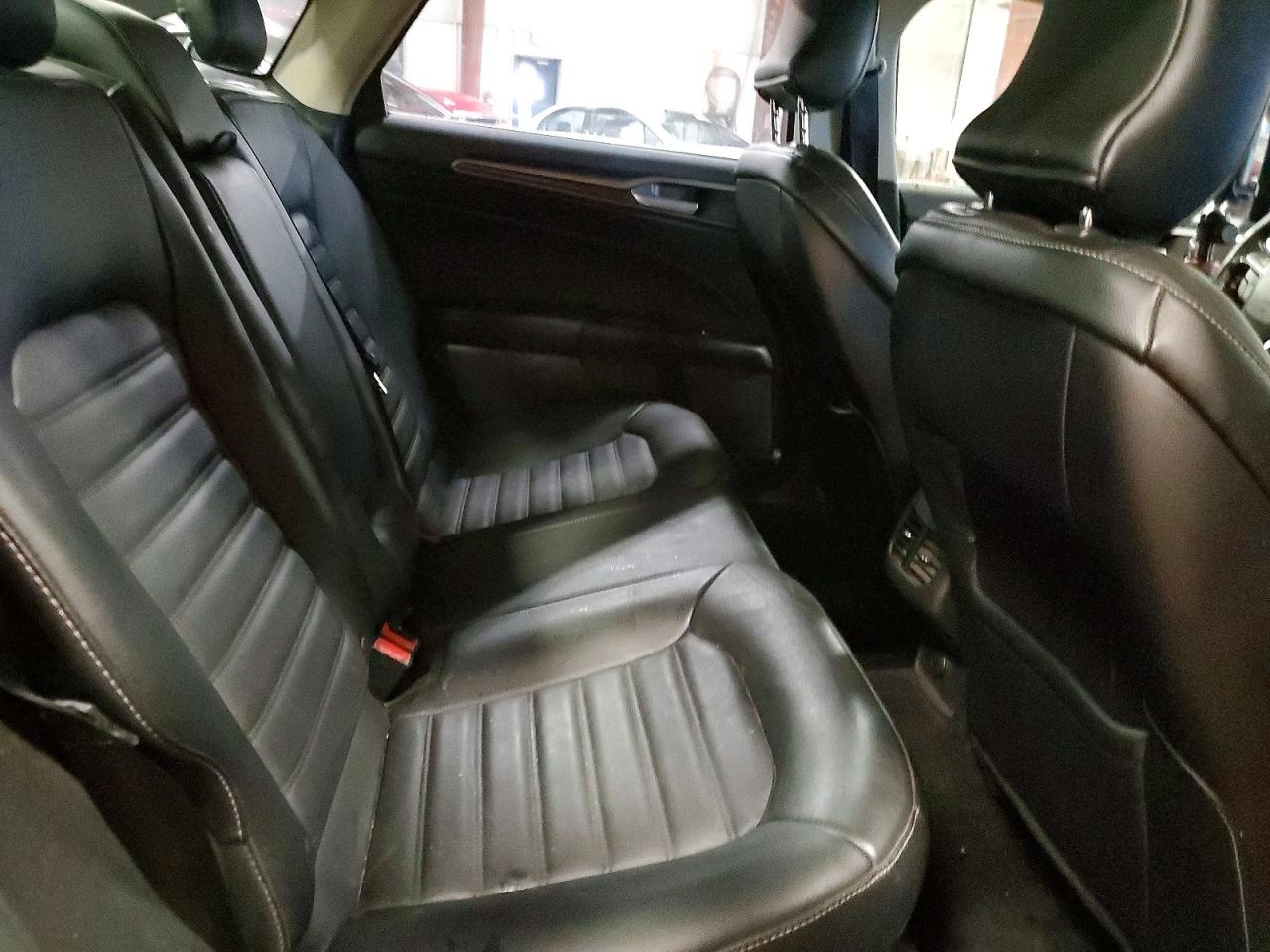 2017 FORD FUSION SE photo 10