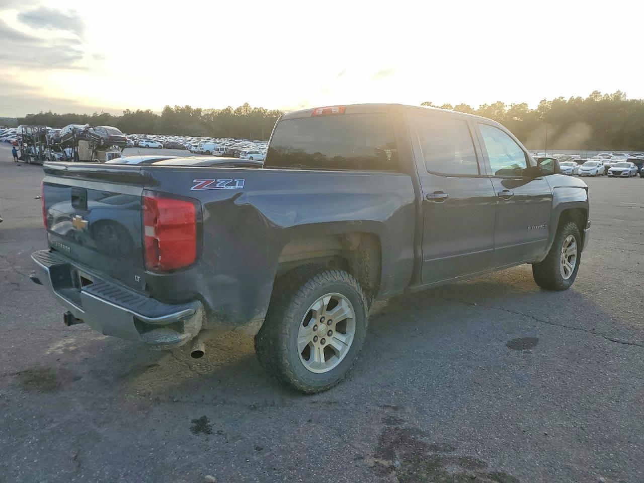 2015 CHEVROLET SILVERADO K1500 LT photo 5