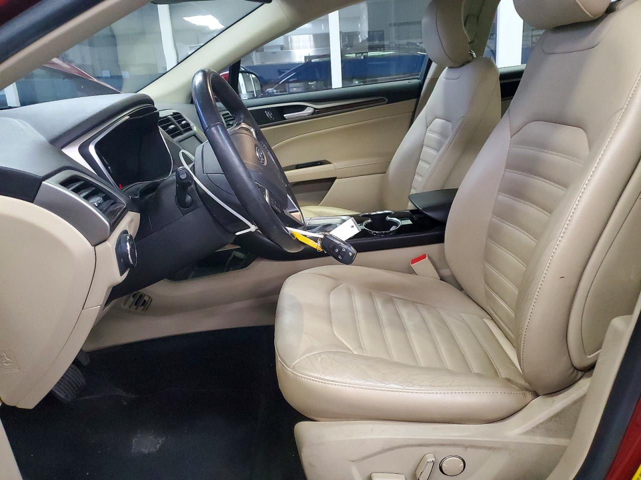 2014 FORD FUSION SE photo 13