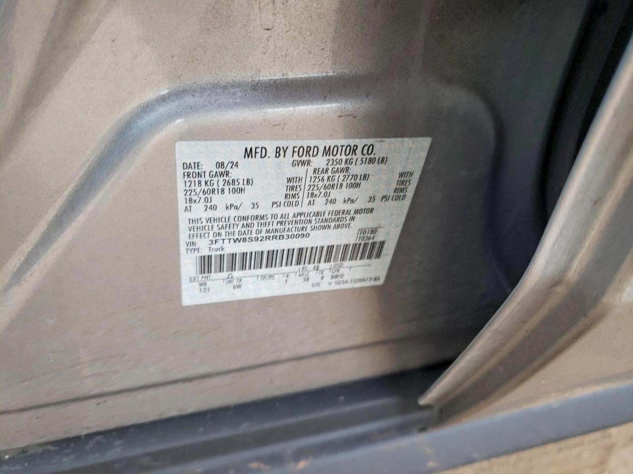 2024 FORD MAVERICK LARIAT photo 34