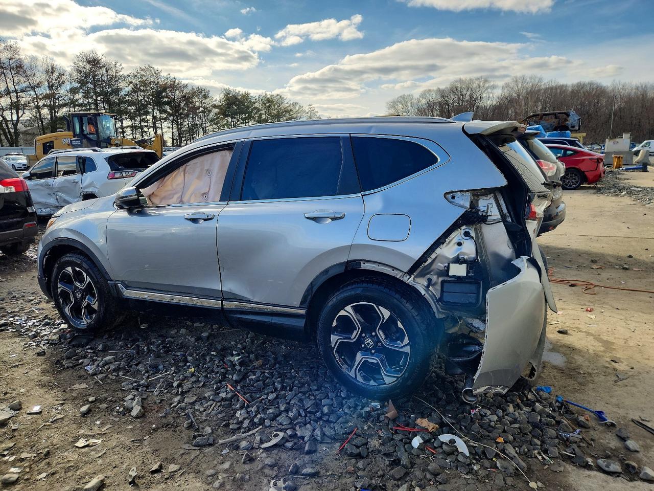 2018 HONDA CR-V TOURING photo 3