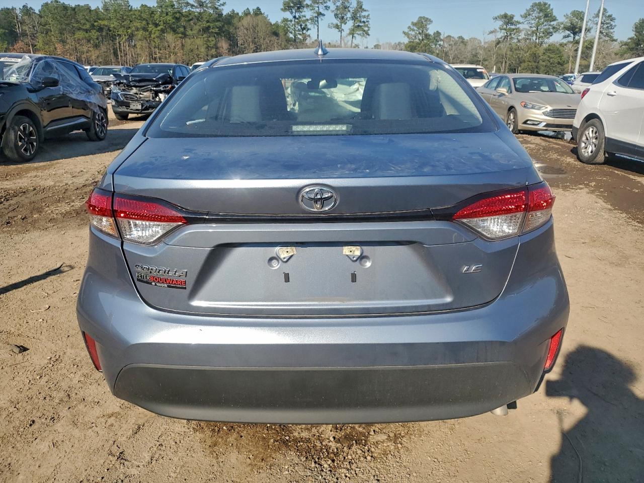 2025 TOYOTA COROLLA LE photo 16