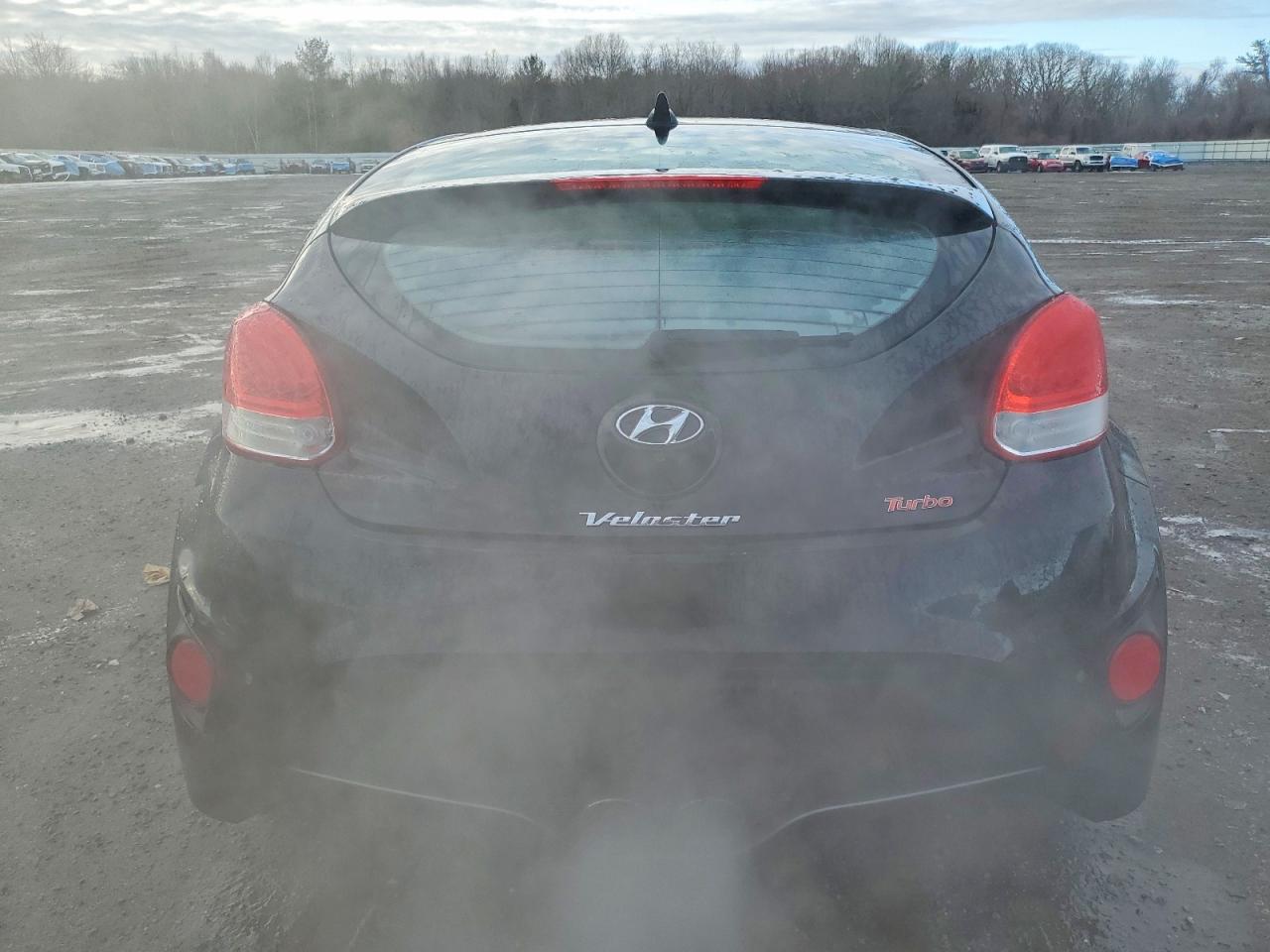 2015 HYUNDAI VELOSTER TURBO photo 16