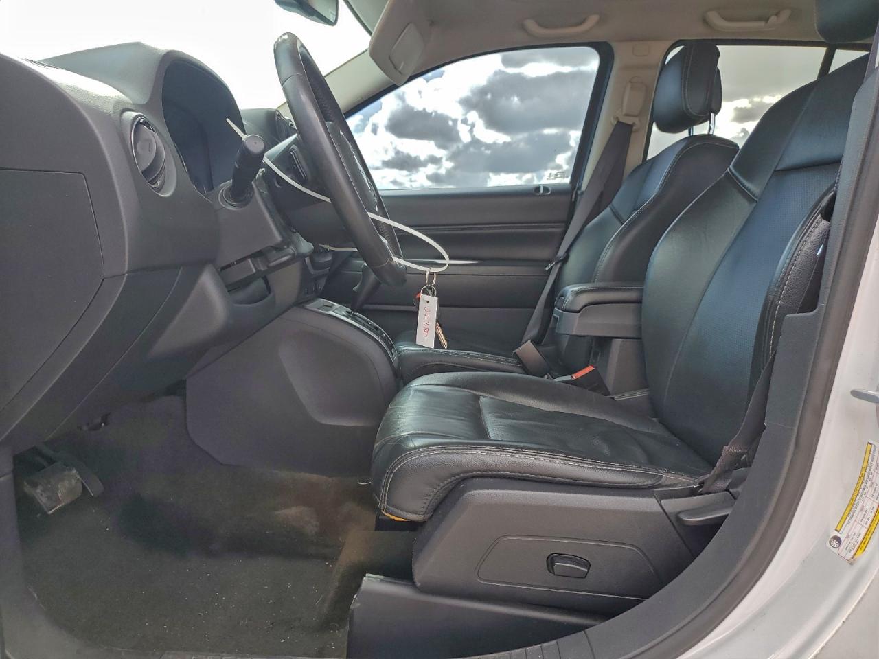 2016 JEEP COMPASS LATITUDE photo 7
