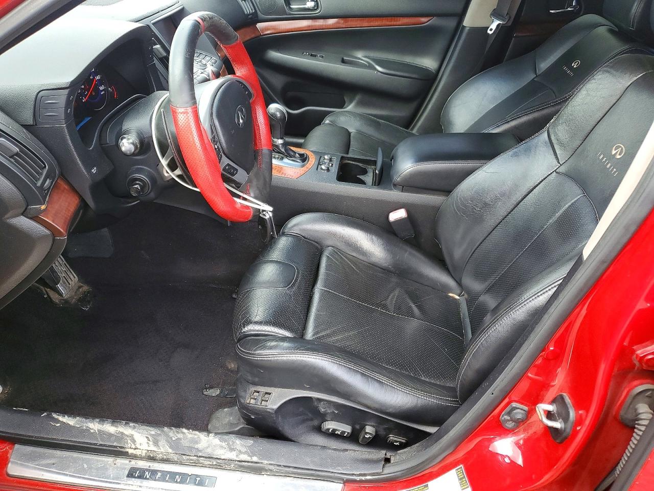 2009 INFINITI G37 photo 7
