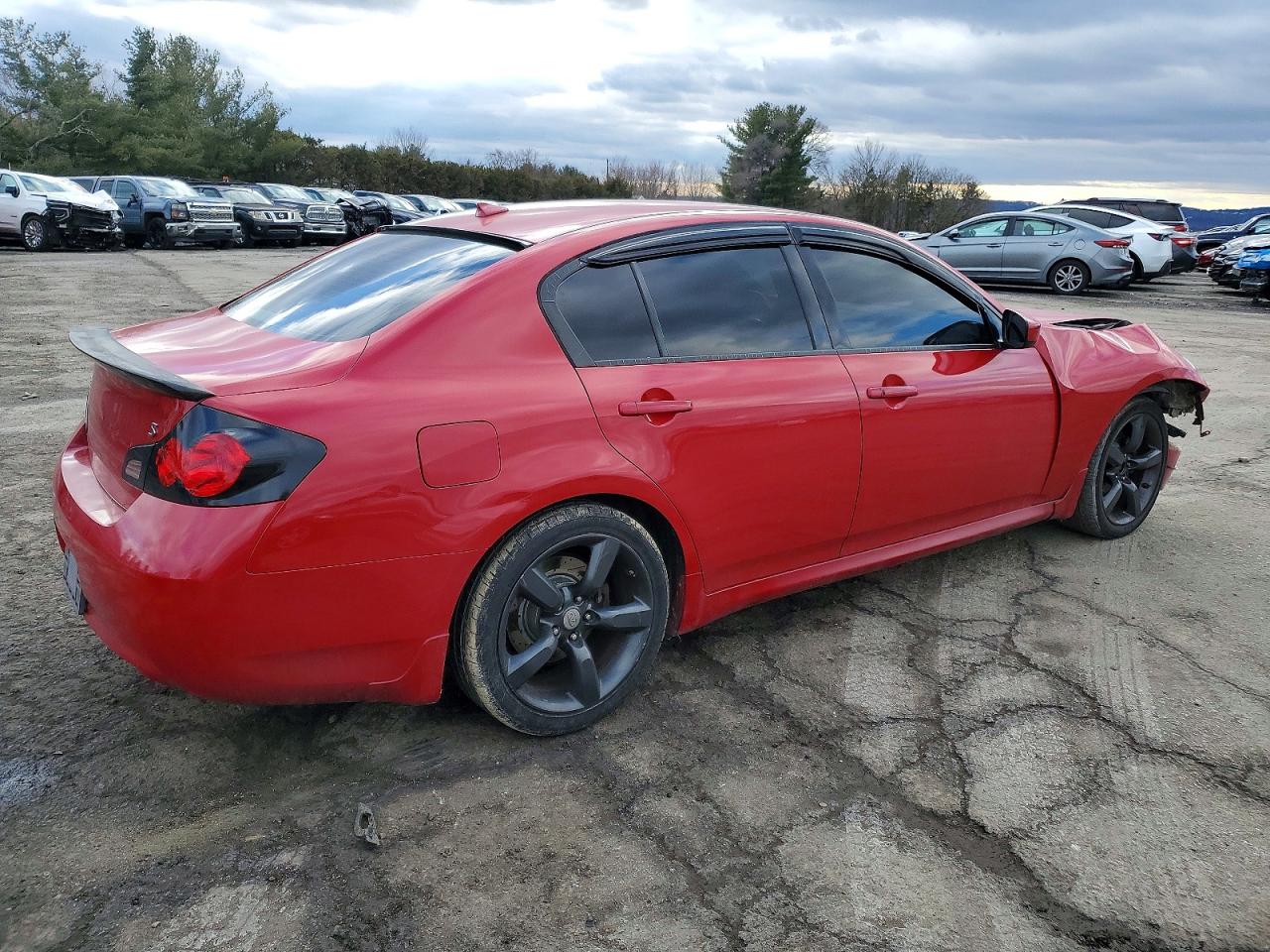 2009 INFINITI G37 photo 3