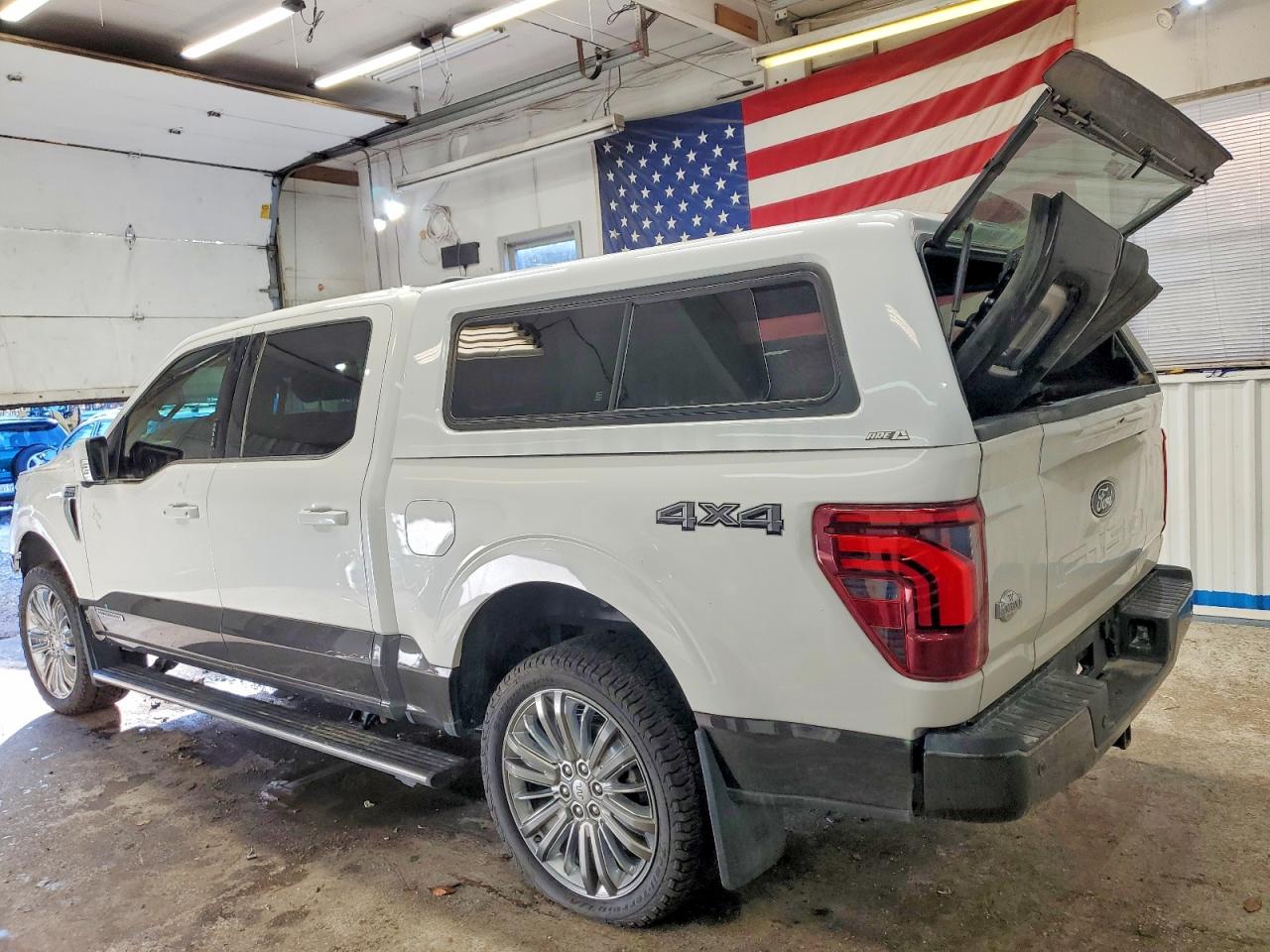 2024 FORD F150 KING RANCH photo 3
