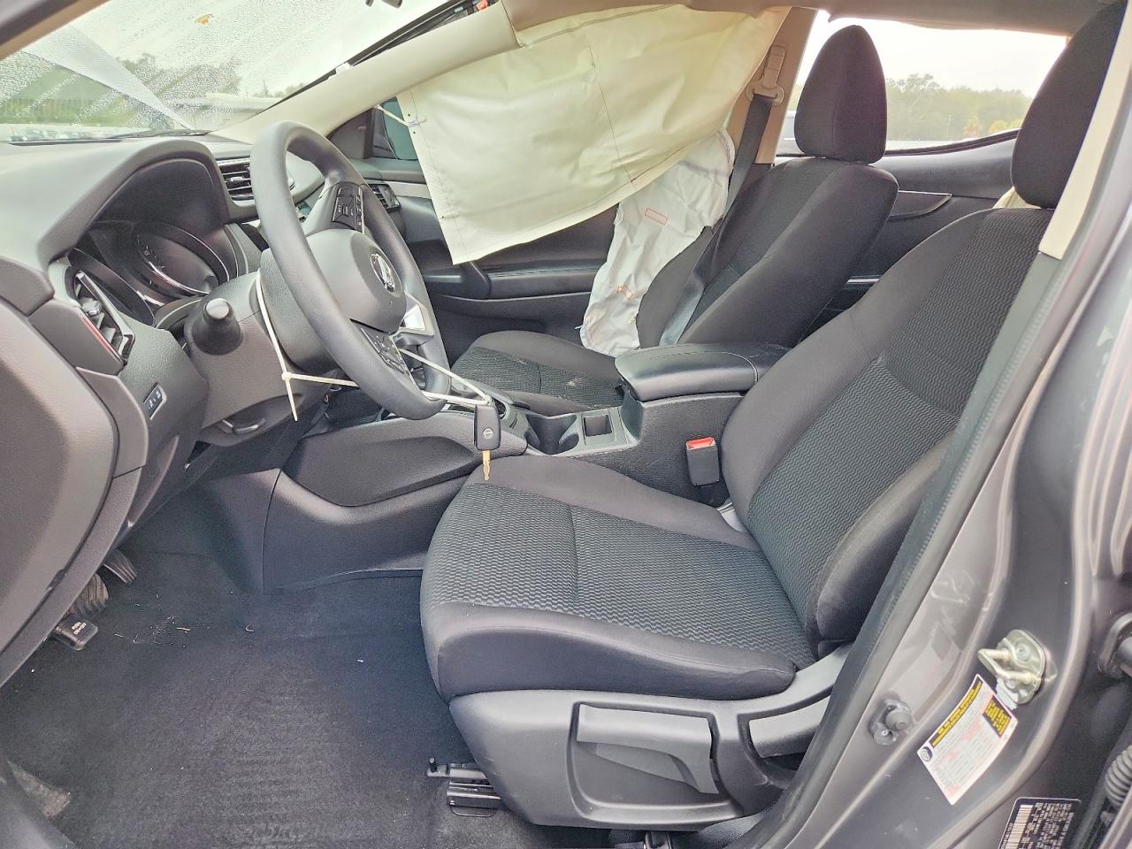 2020 NISSAN ROGUE SPORT S photo 7