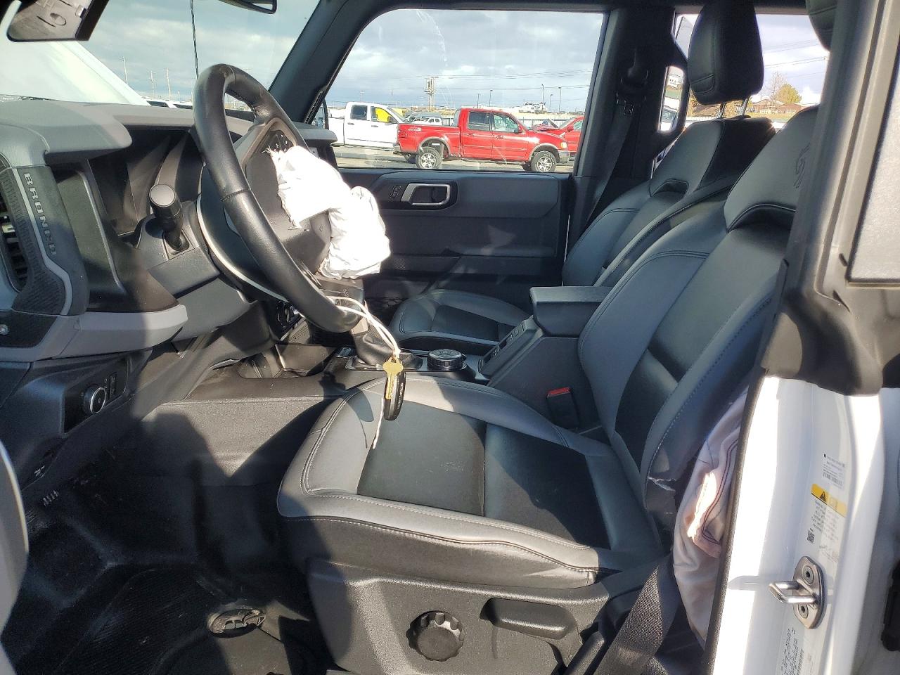 2023 FORD BRONCO BASE photo 13