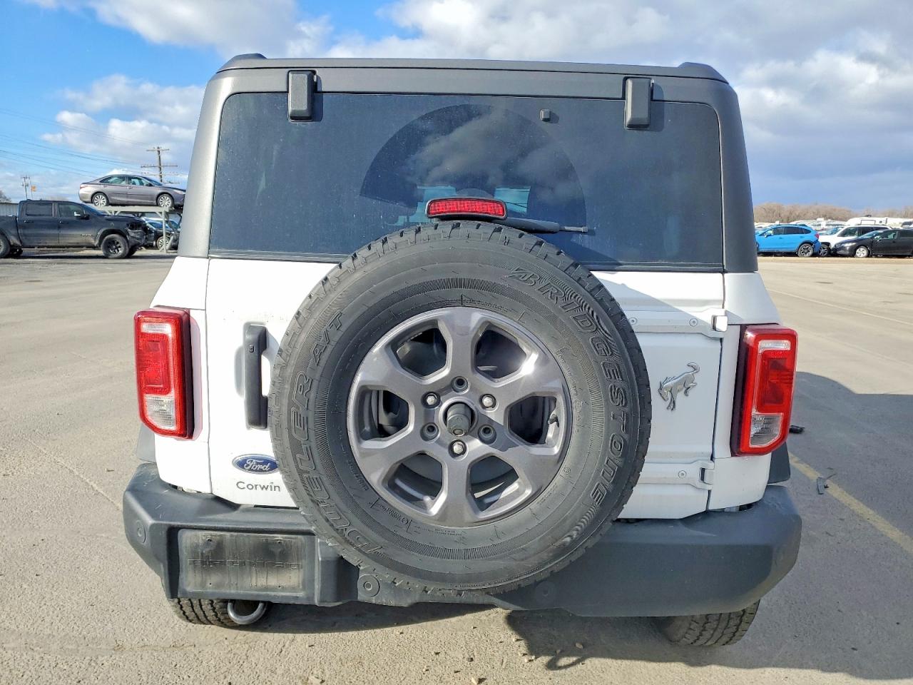 2023 FORD BRONCO BASE photo 11