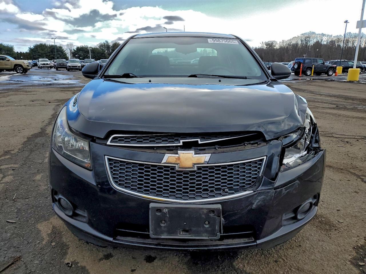 2013 CHEVROLET CRUZE LS photo 9