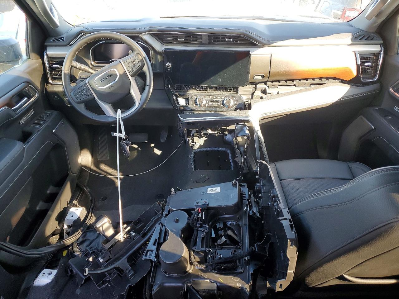 2025 GMC SIERRA K1500 DENALI photo 15