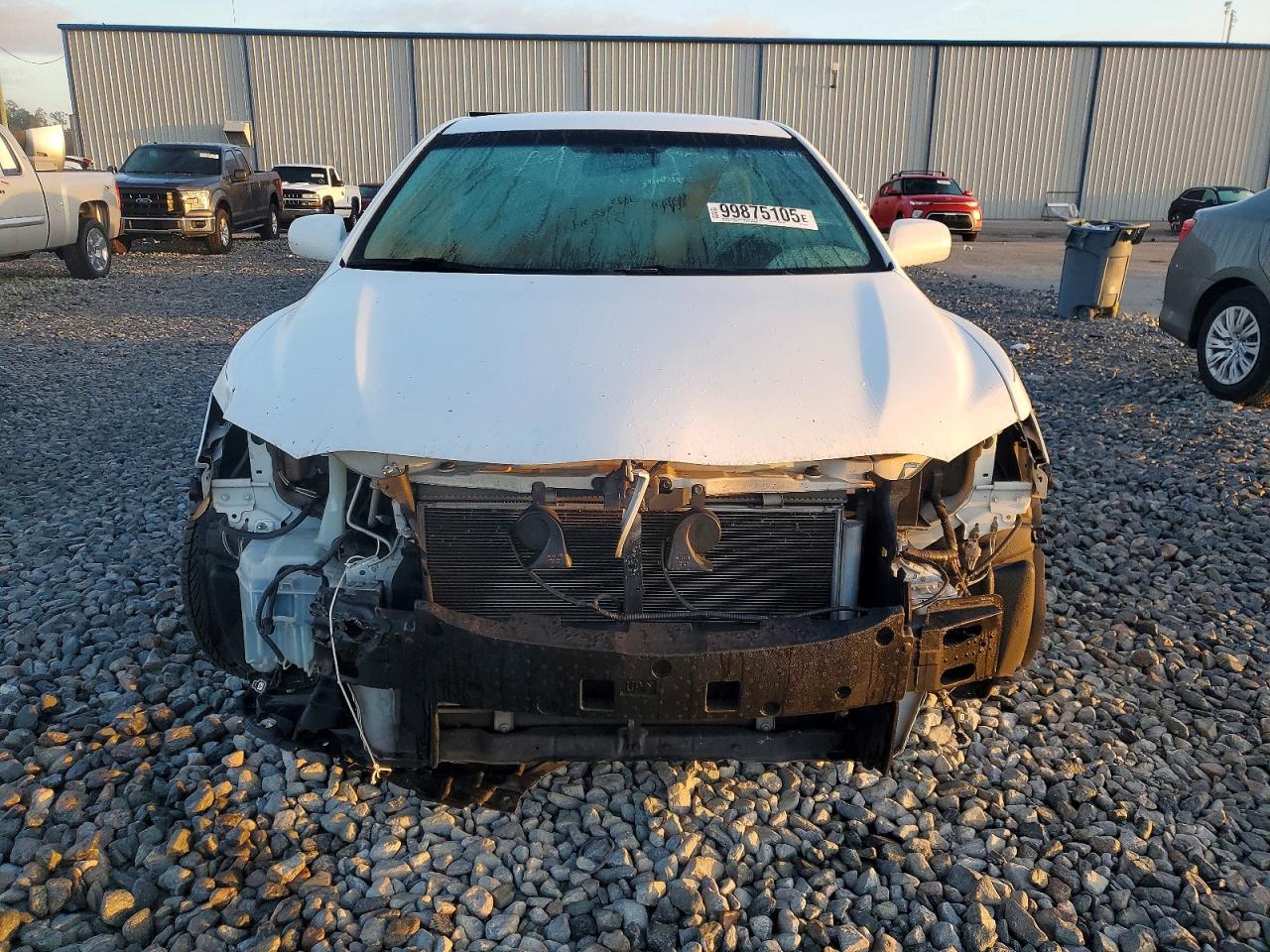 2010 TOYOTA CAMRY BASE photo 5