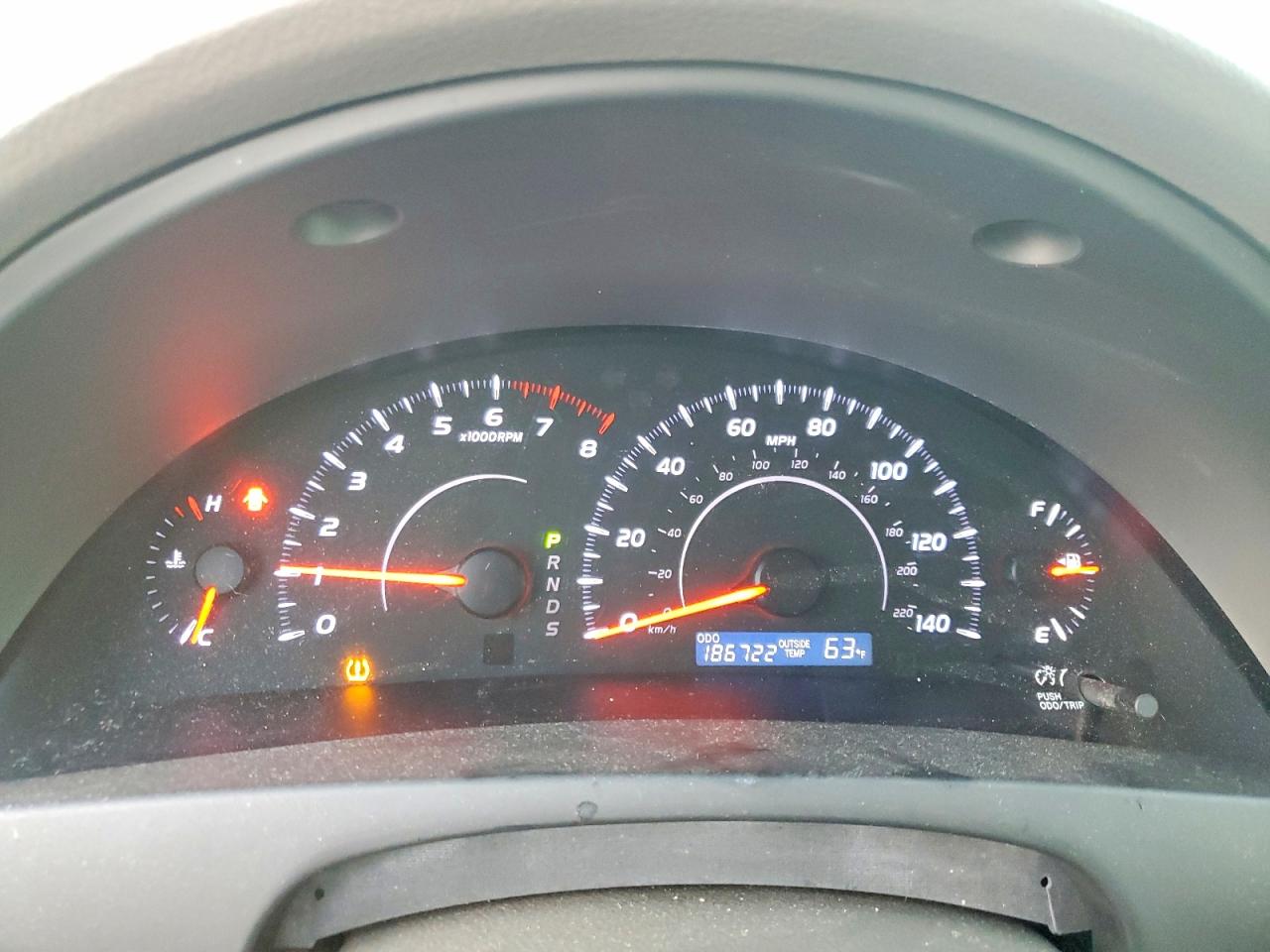2010 TOYOTA CAMRY BASE photo 9