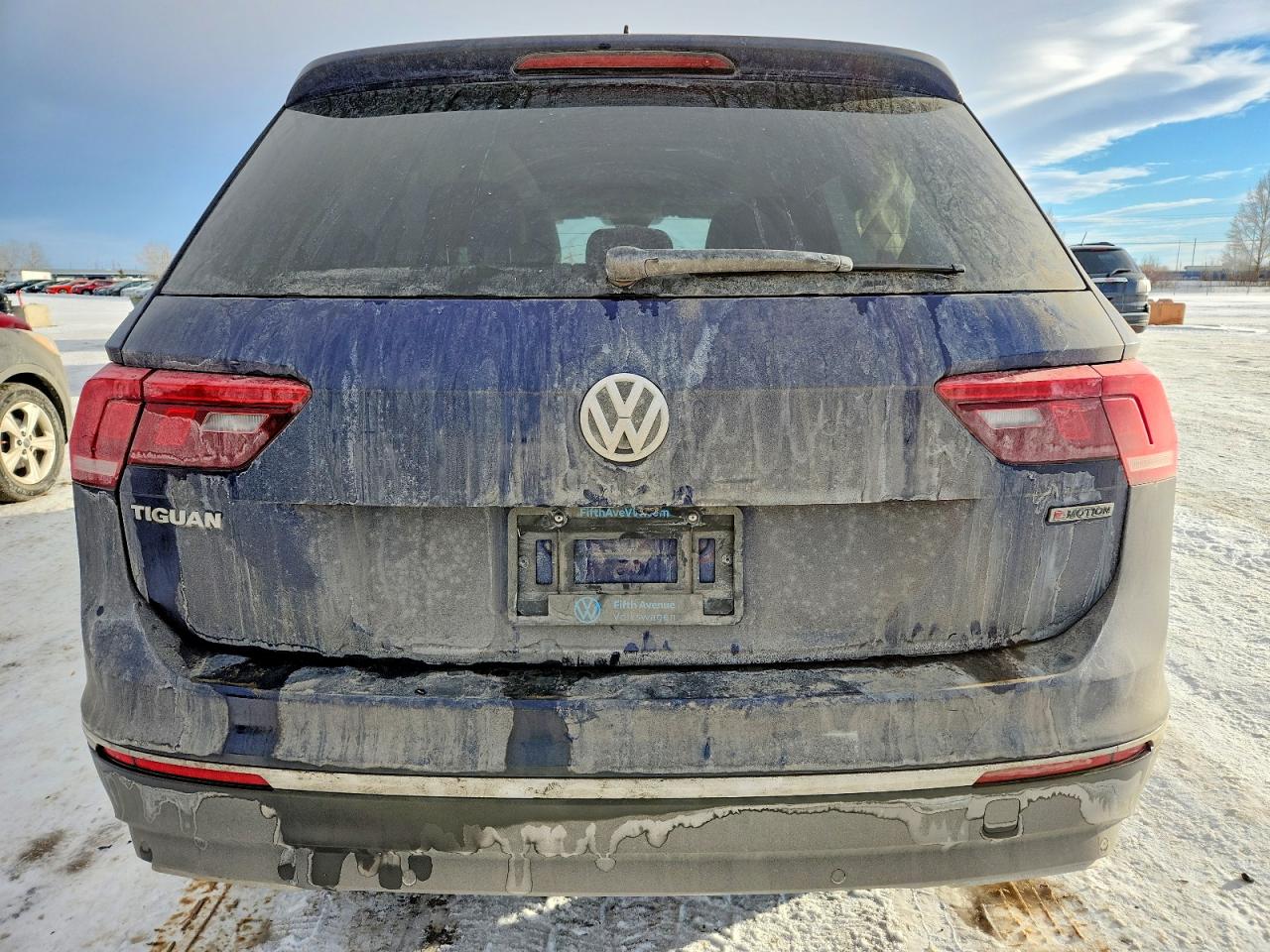 2021 VOLKSWAGEN TIGUAN SEL PREMIUM R-LINE photo 6