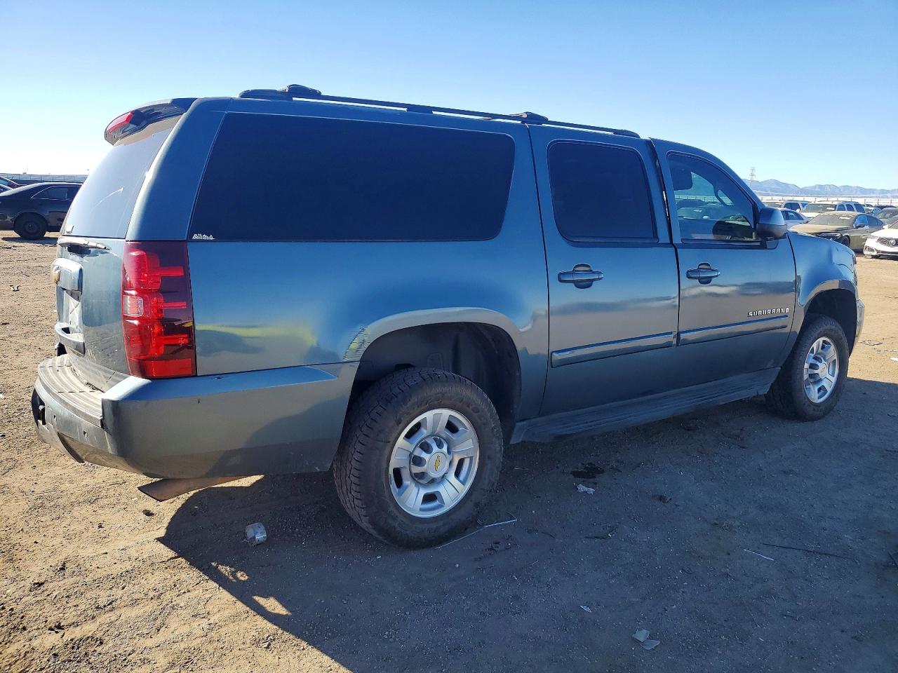 2009 CHEVROLET SUBURBAN K2500 LT photo 3