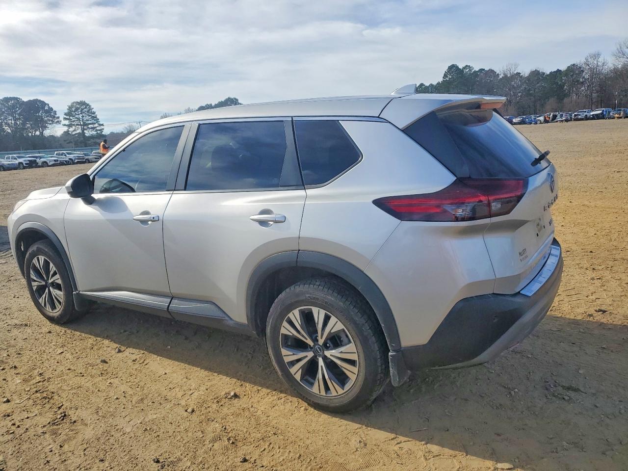2023 NISSAN ROGUE SV photo 2