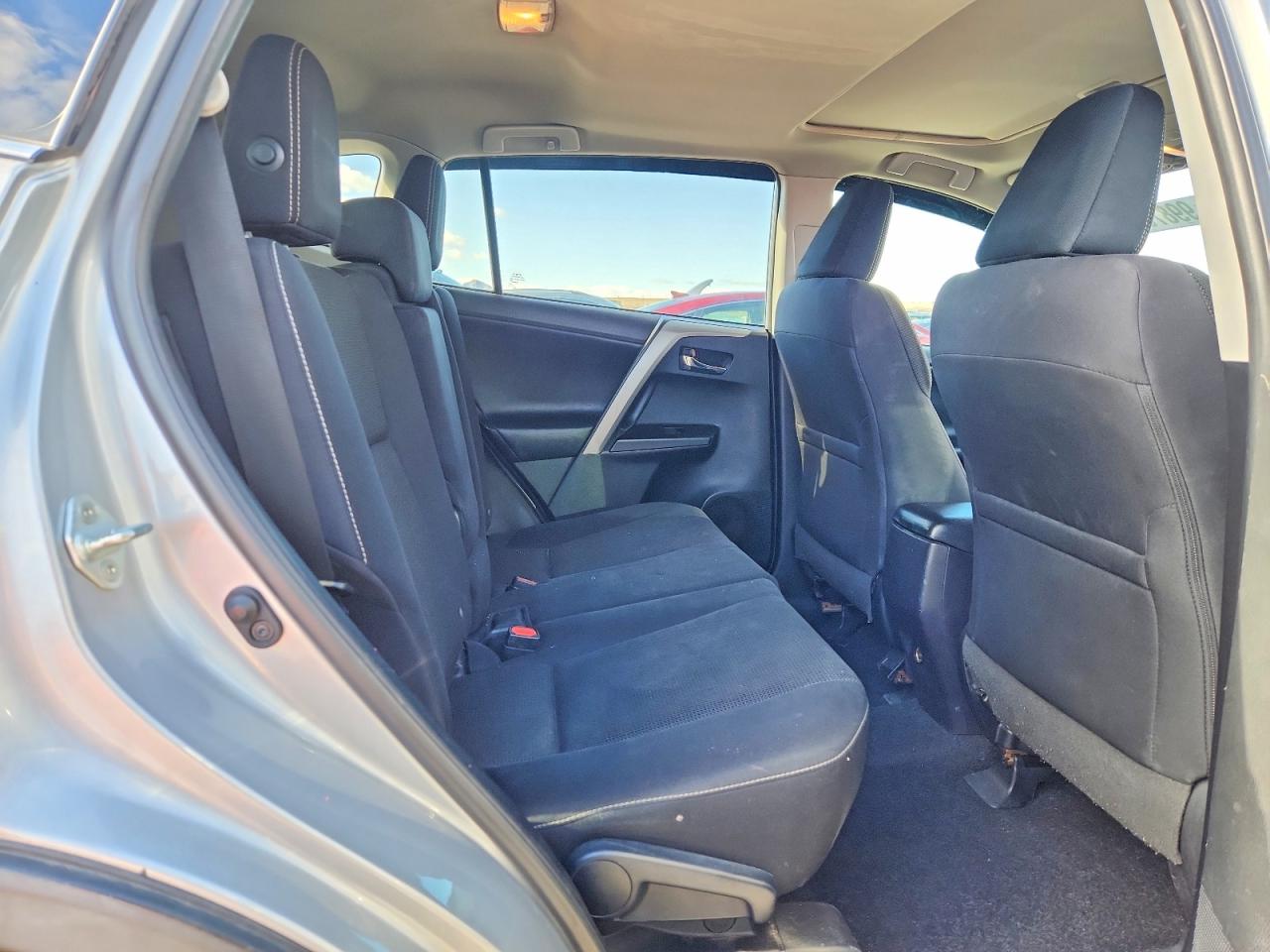 2018 TOYOTA RAV4 ADVENTURE photo 28