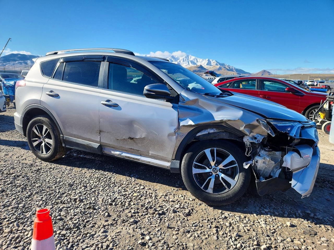 2018 TOYOTA RAV4 ADVENTURE photo 10