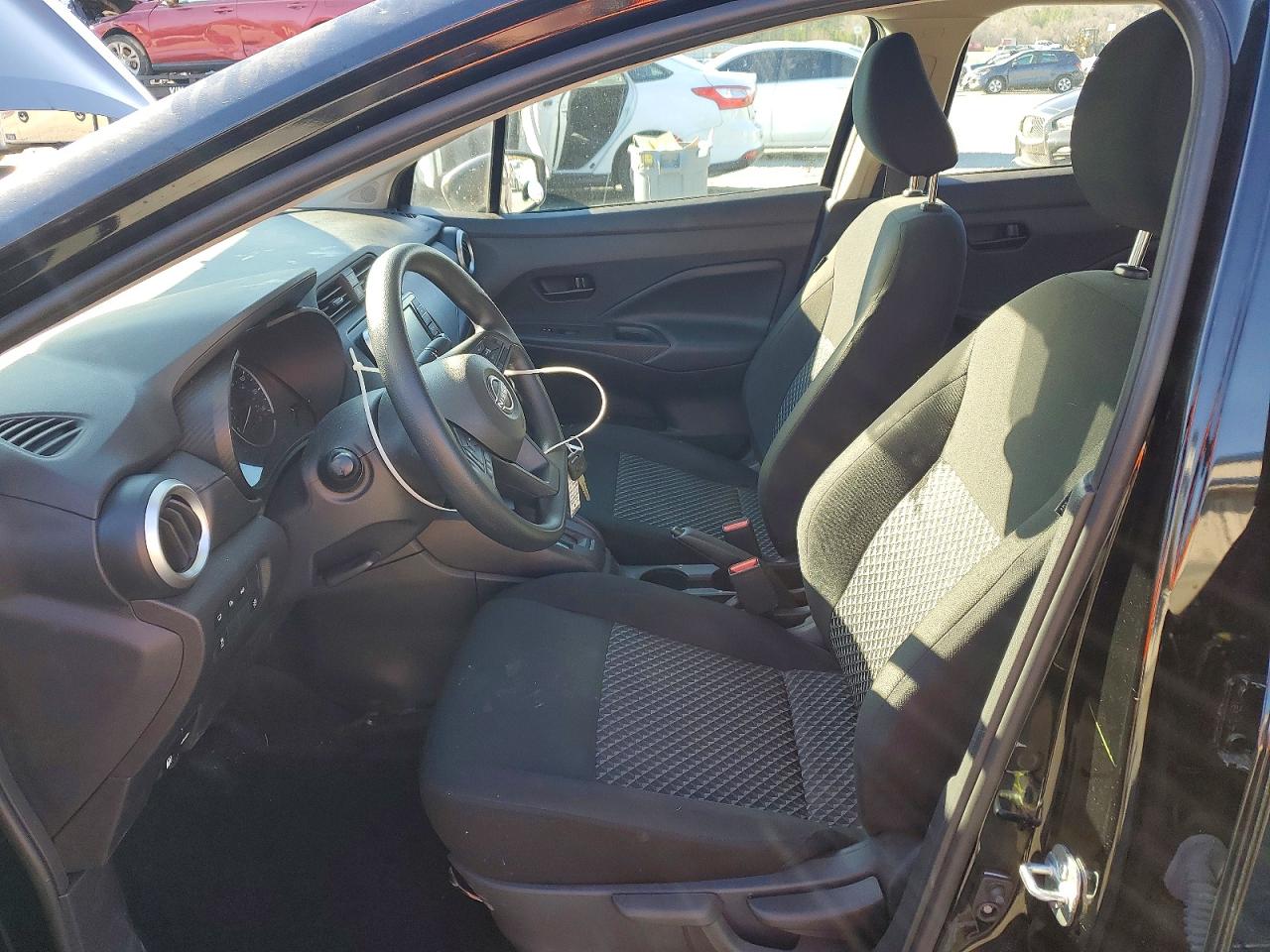 2024 NISSAN VERSA S photo 7