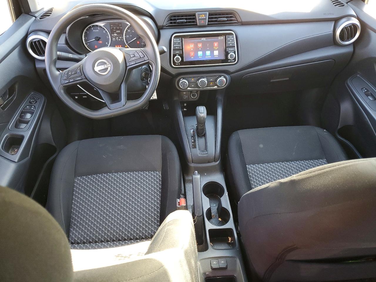 2024 NISSAN VERSA S photo 8