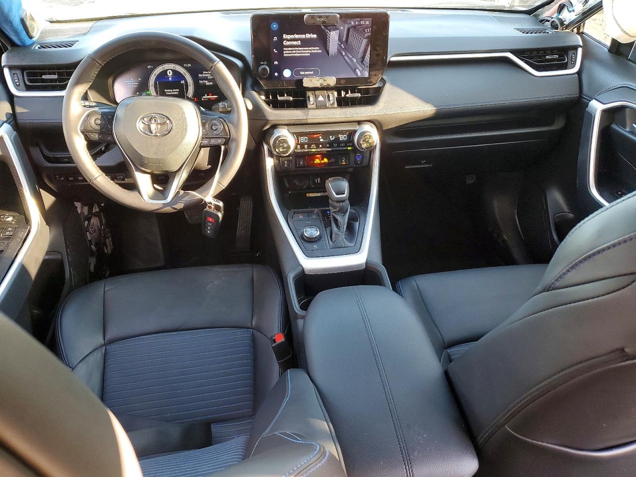2024 TOYOTA RAV4 XSE photo 8