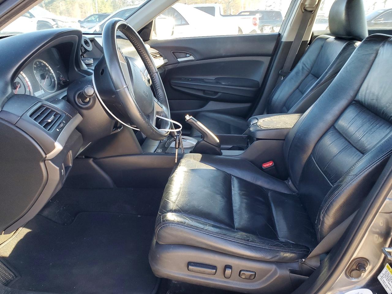 2011 HONDA ACCORD SE photo 19
