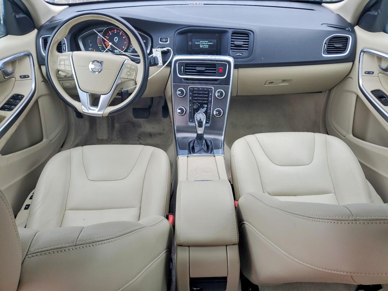 2015 VOLVO S60 PREMIER photo 8