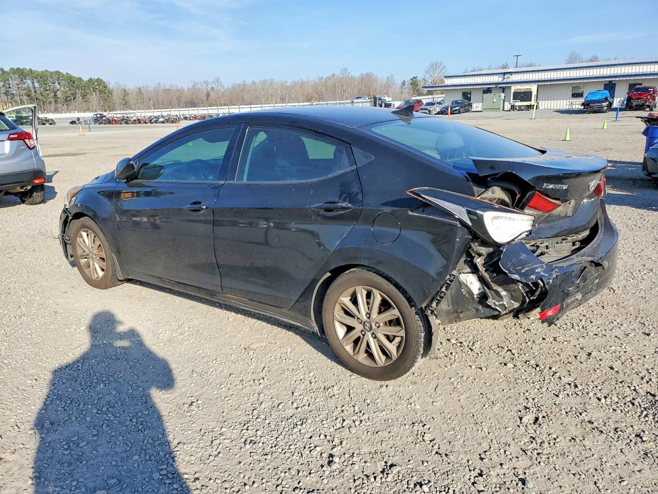 2014 HYUNDAI ELANTRA photo 3