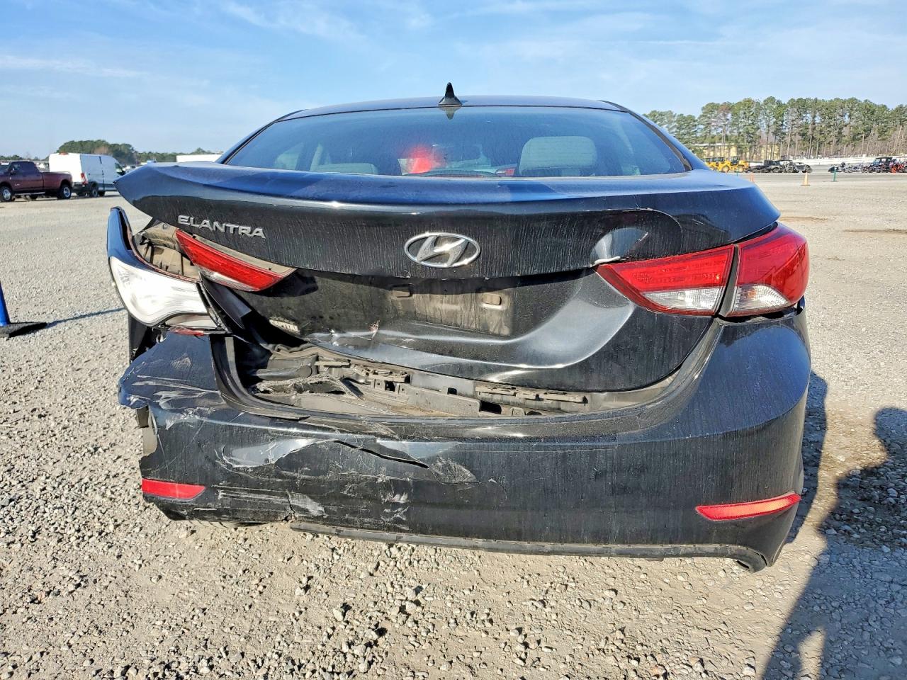 2014 HYUNDAI ELANTRA photo 11