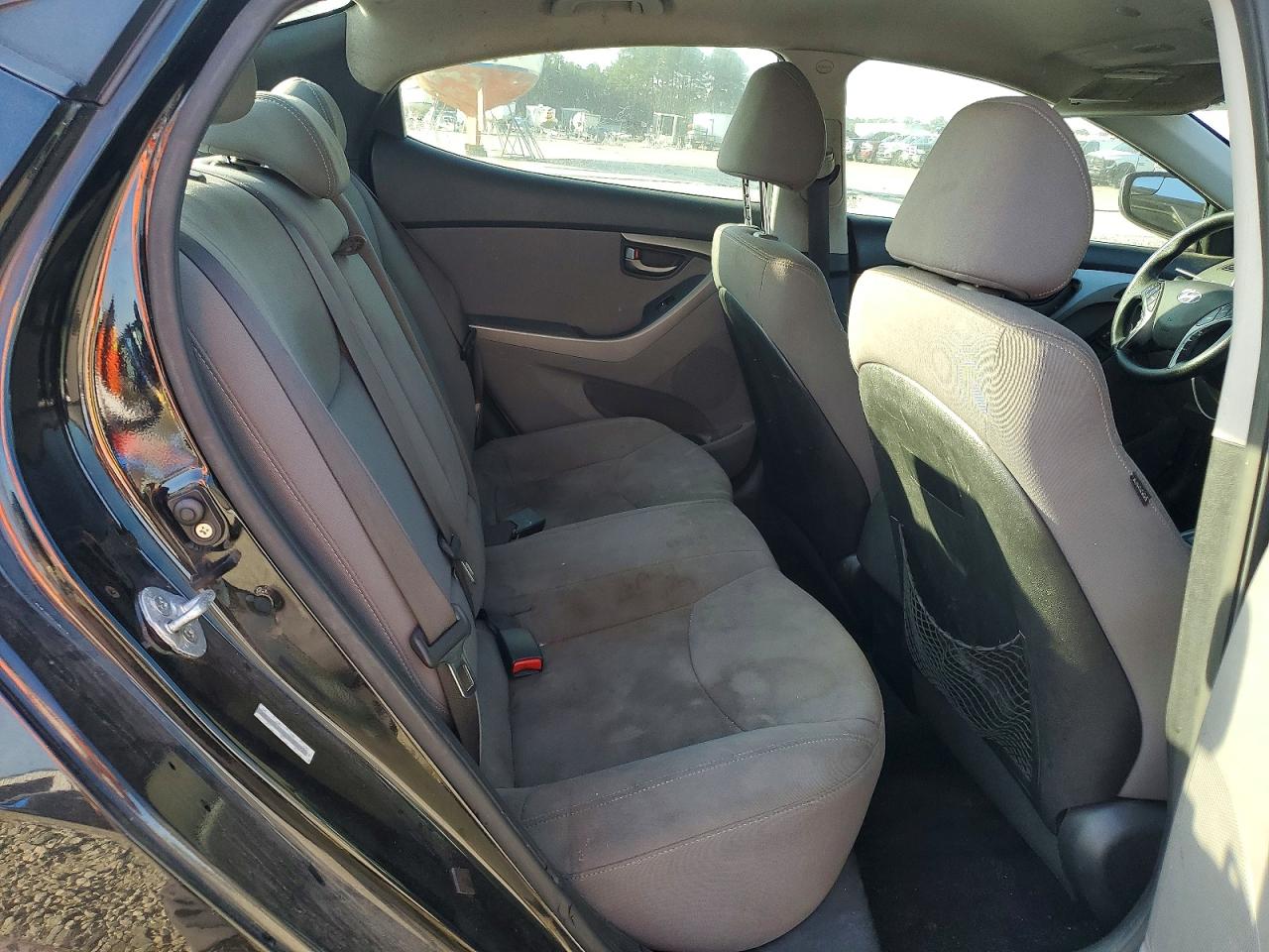 2014 HYUNDAI ELANTRA photo 19