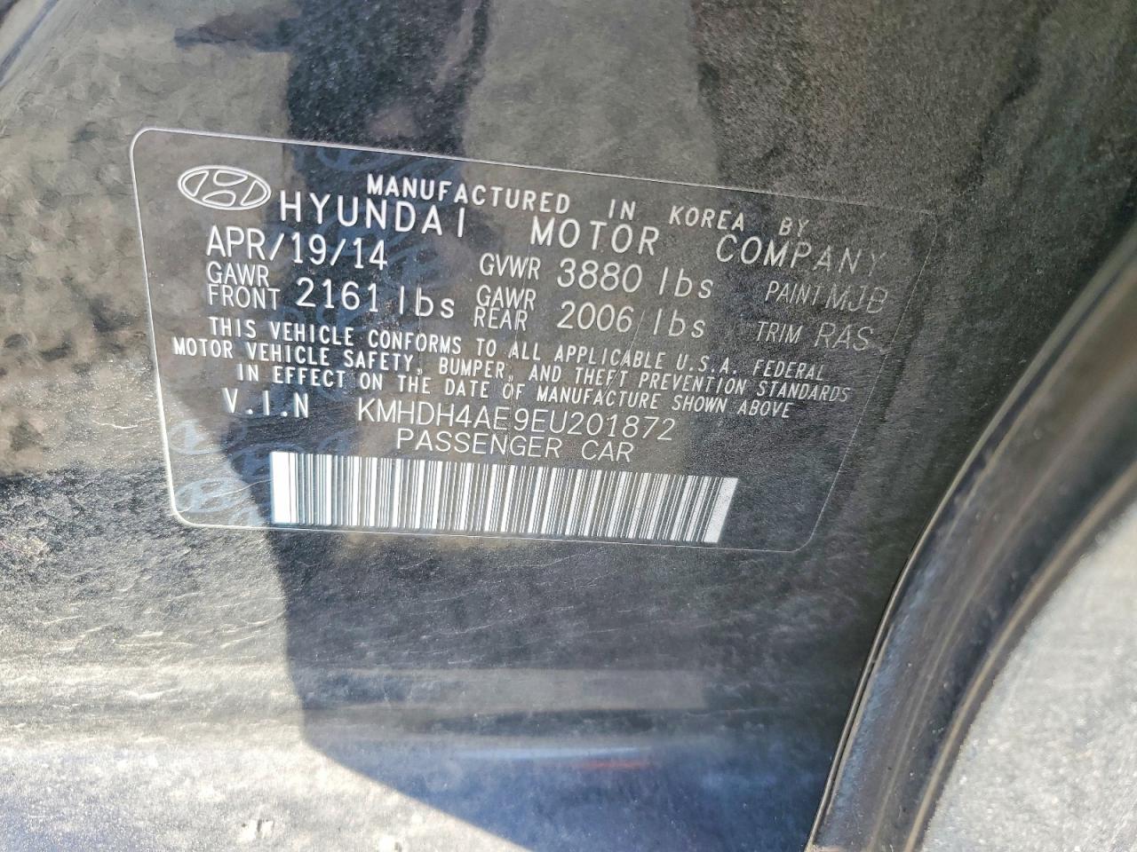 2014 HYUNDAI ELANTRA photo 23