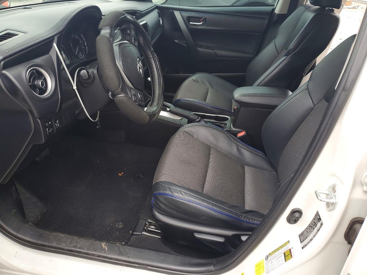 2018 TOYOTA COROLLA L photo 7