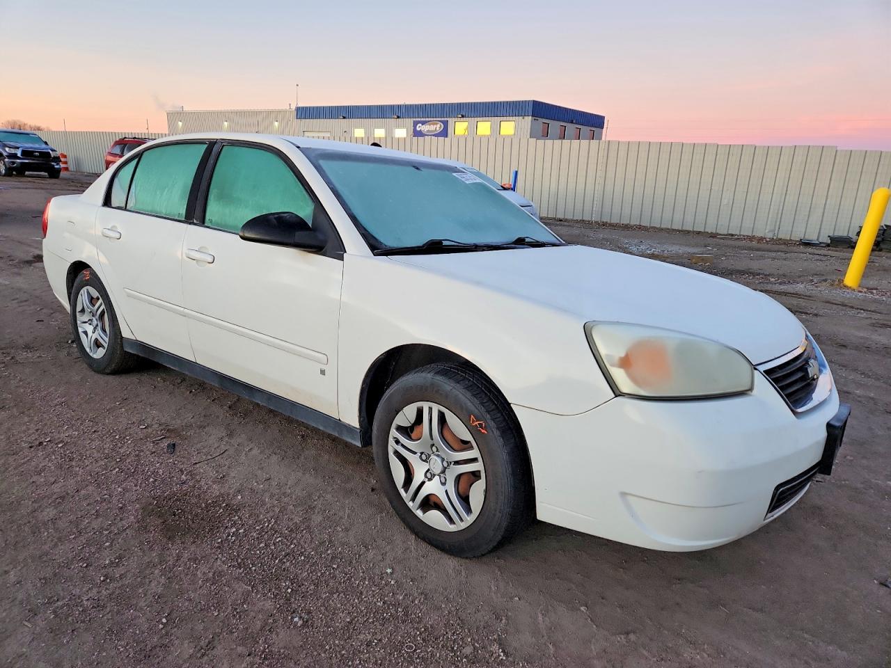2008 CHEVROLET MALIBU LS photo 4