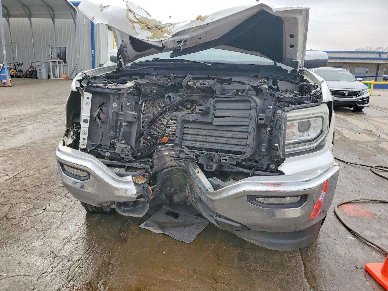 2017 GMC SIERRA K1500 SLT photo 5
