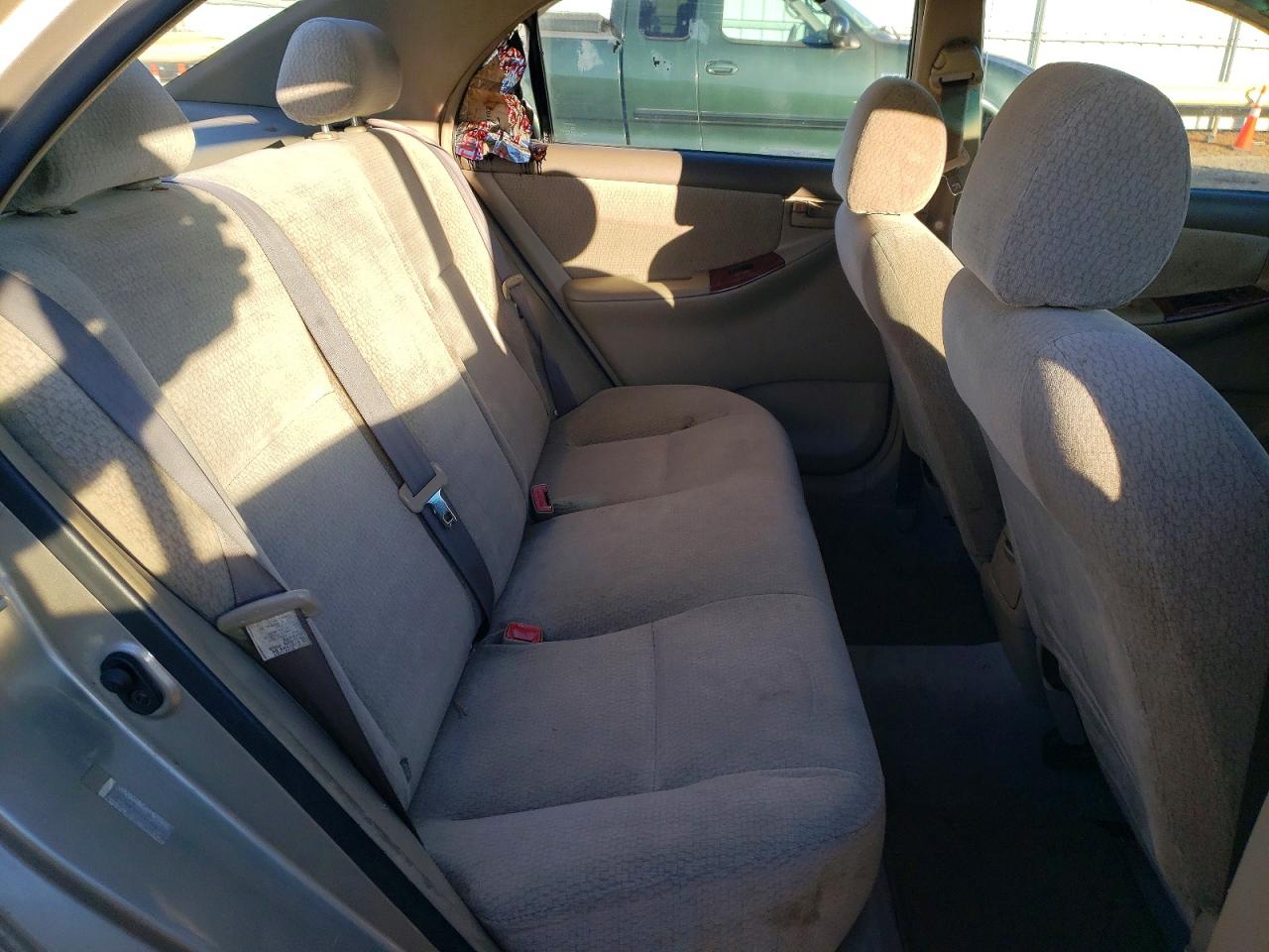 2004 TOYOTA COROLLA CE photo 19
