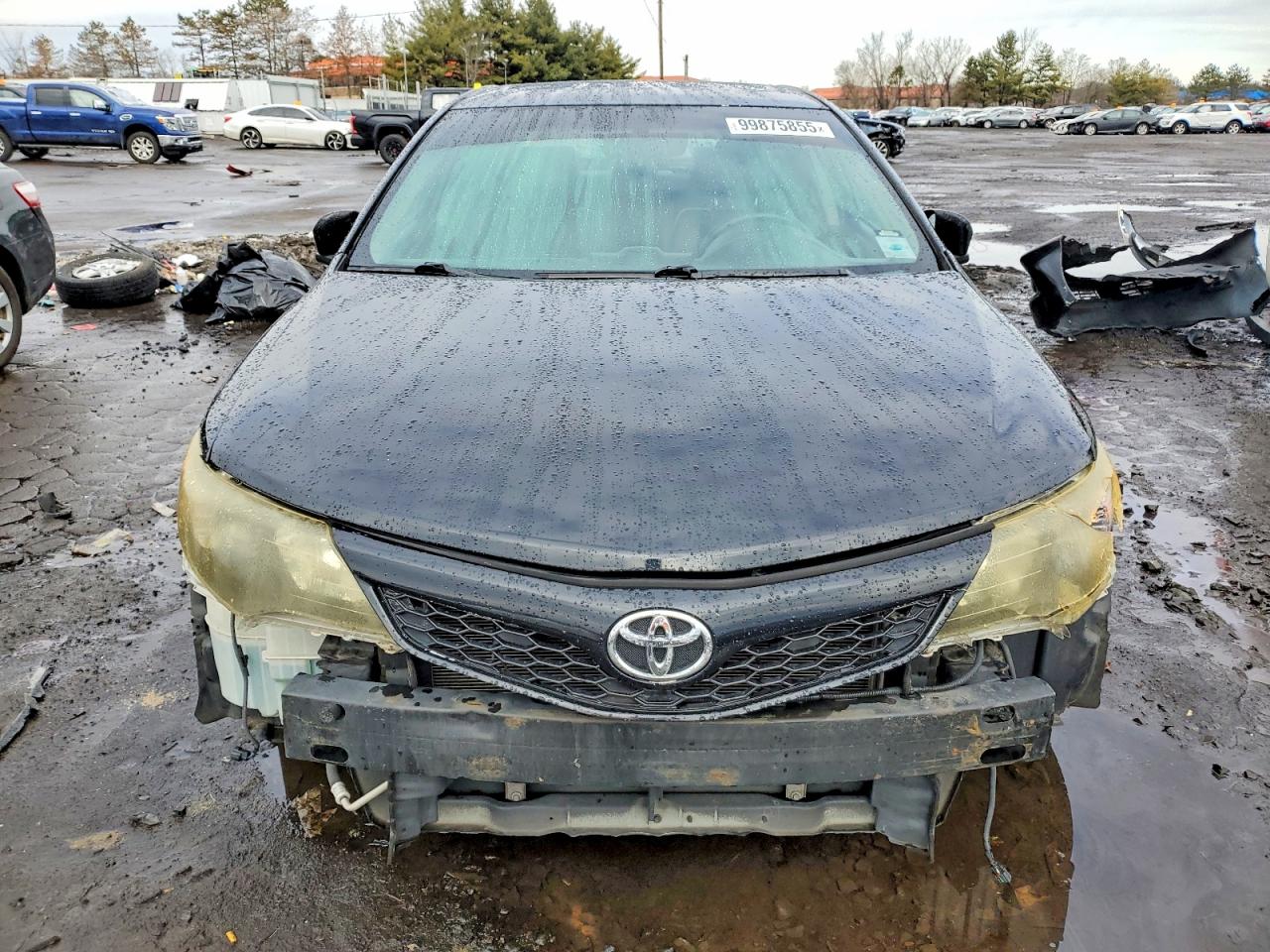 2012 TOYOTA CAMRY SE photo 9