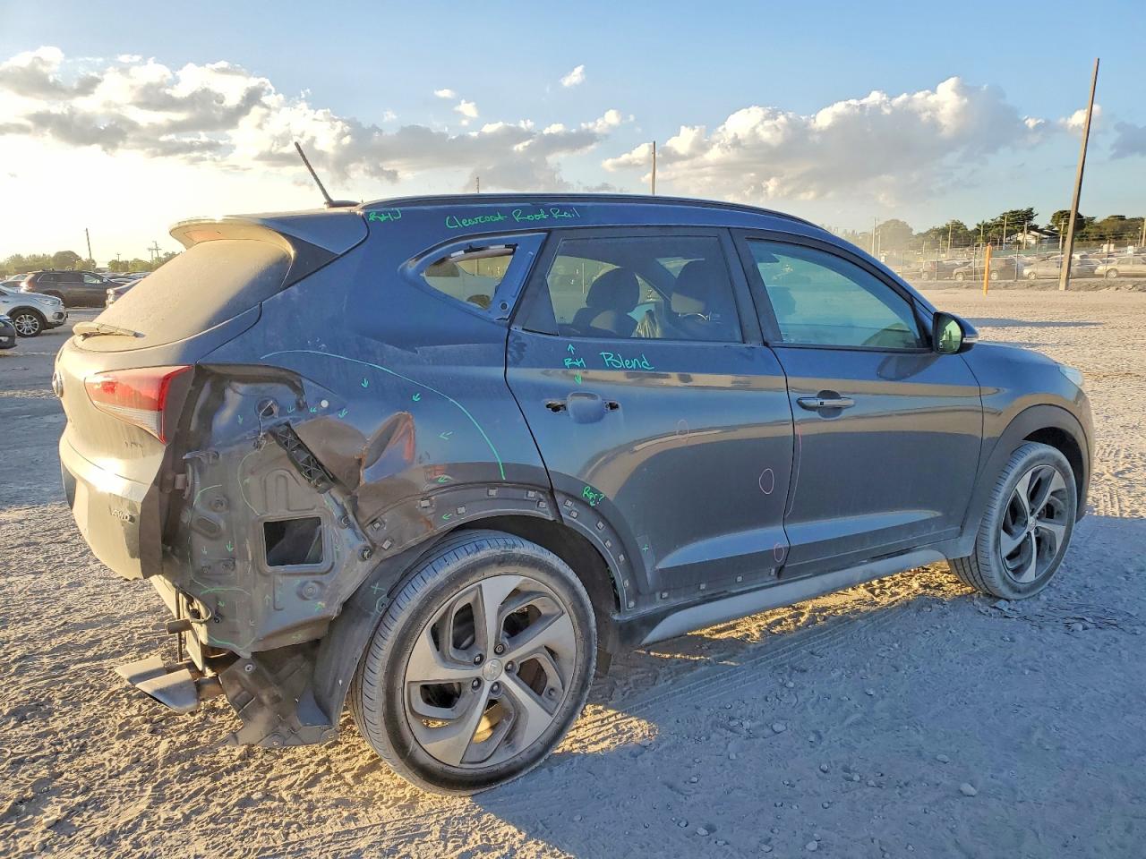 2017 HYUNDAI TUCSON LIMITED photo 3