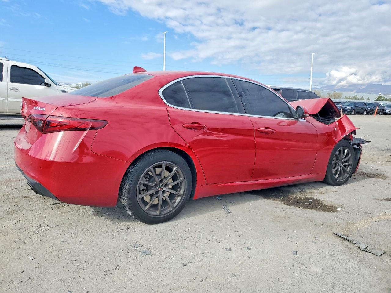 2020 ALFA ROMEO GIULIA photo 3