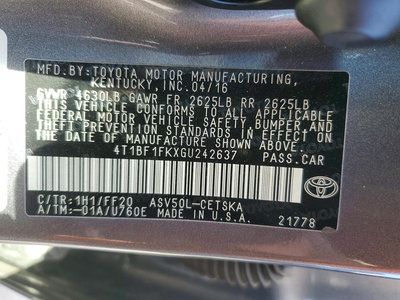 2016 TOYOTA CAMRY LE photo 12