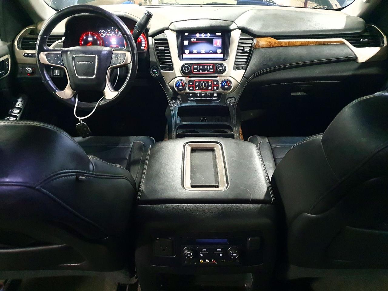 2015 GMC YUKON XL DENALI photo 8