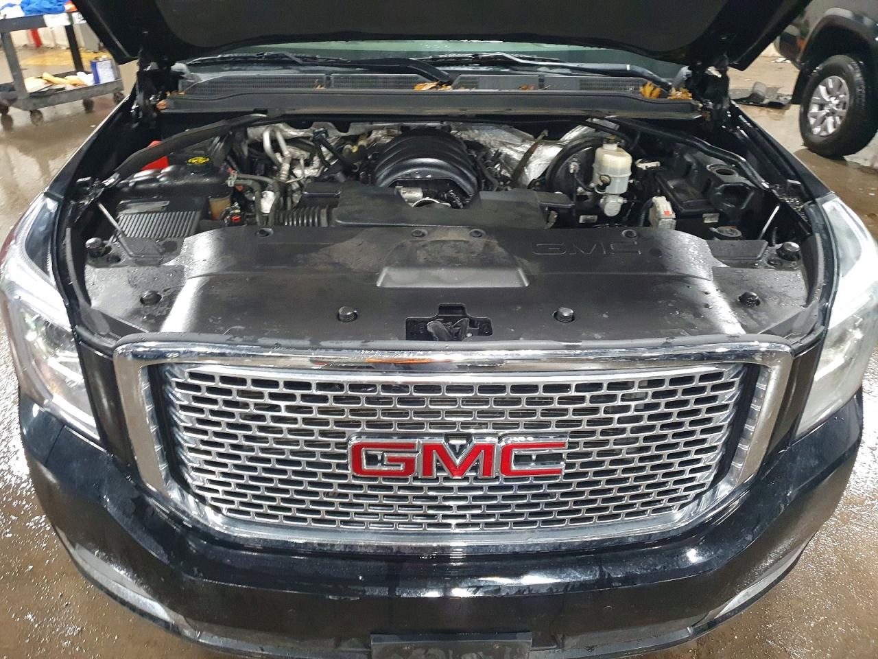 2015 GMC YUKON XL DENALI photo 12