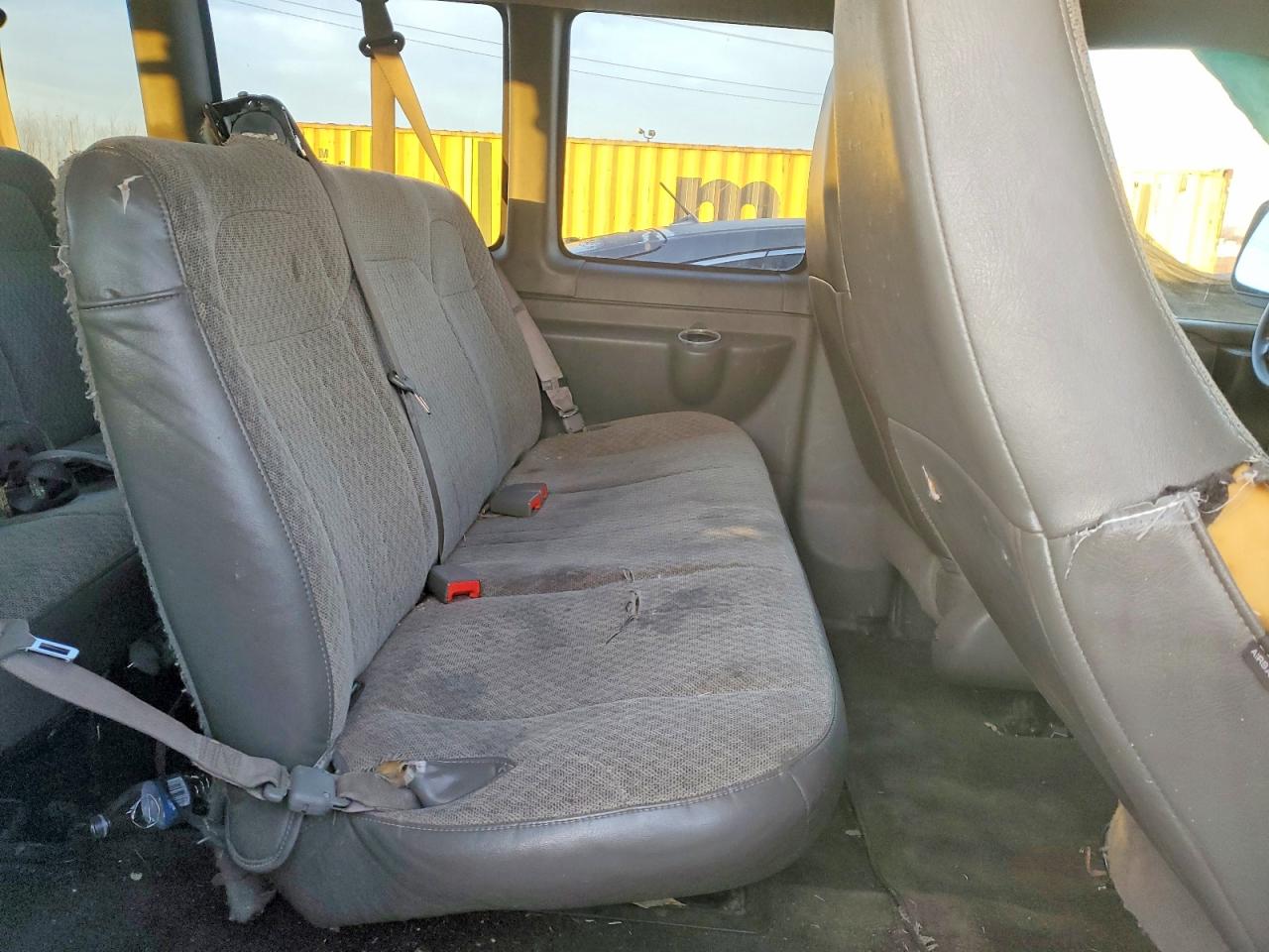 2017 CHEVROLET EXPRESS G3500 LT photo 10