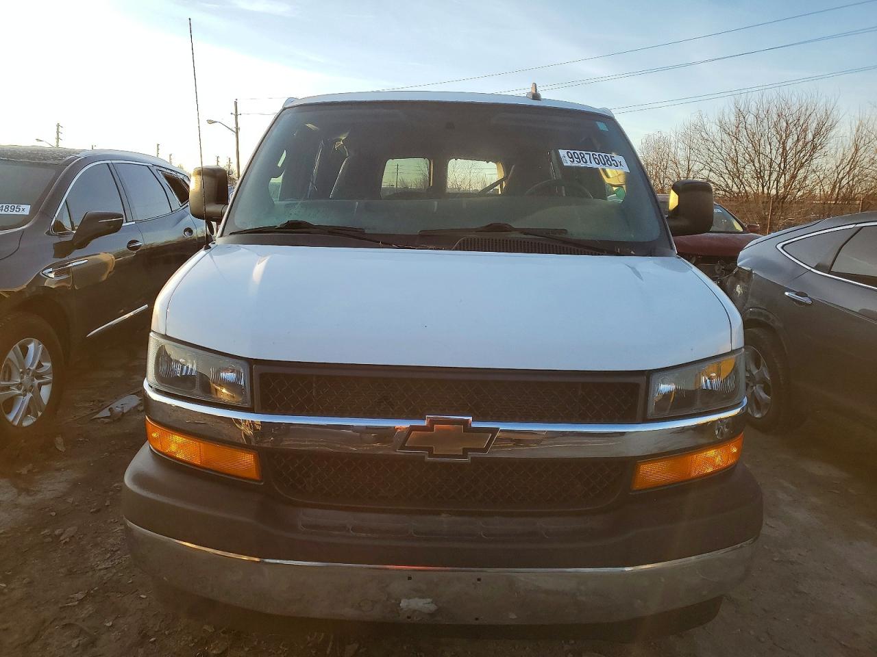 2017 CHEVROLET EXPRESS G3500 LT photo 5